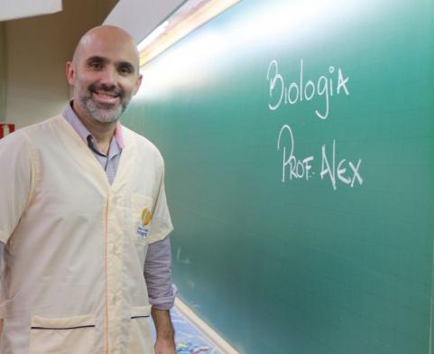 Professor PROF. ALEX